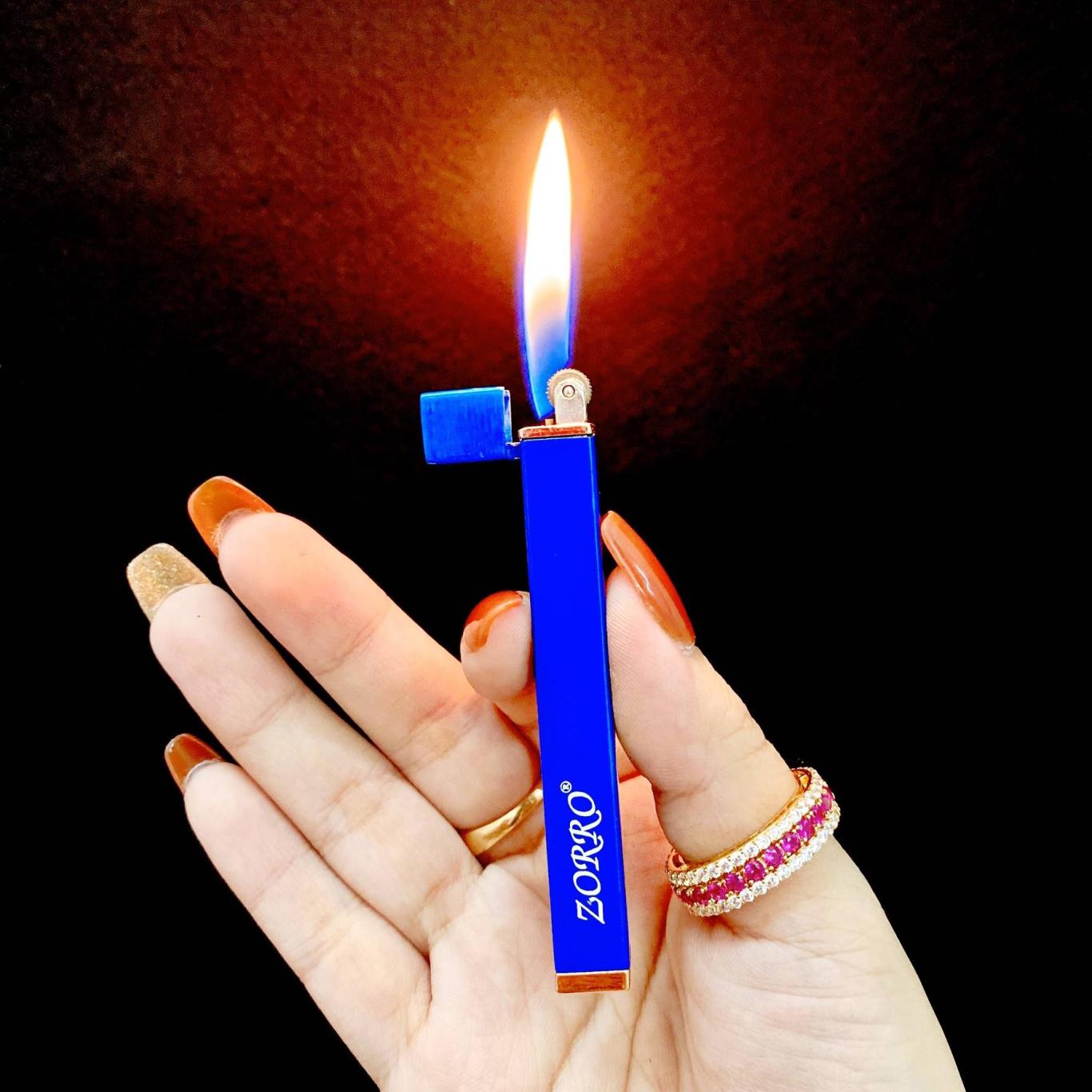 Bật lửa gas đá rãnh tay Zorro z501 (có hộp) - (xài gas)